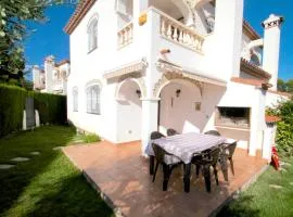 ARENDA Pino Alto Holiday Home Masia 2