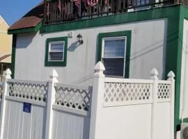 Malki's House Apartments in Livadi