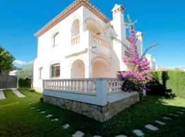 ARENDA Pino Alto Holiday Home Masia 1