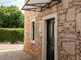 Villa Maria, khách sạn ở Pašman