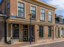 Unieke Bed en Breakfast met historisch verhaal in Ferwert De K roon van Marijn