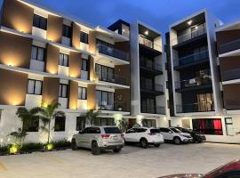 Spacious luxury apartment, hotel i Santiago de los Caballeros