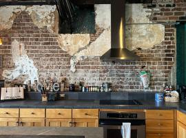 Condo On Broughton St with Elevator and Reserved Parking, condominio en Savannah