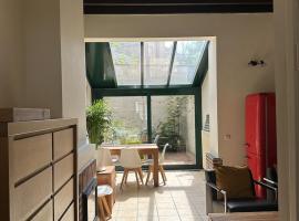 CasaVerde Family House With Duplex Suite，位于根特的酒店