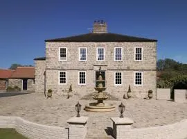 Killerby Old Hall with Hot Tub and Swimming Pool