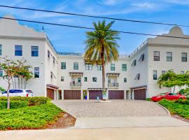 BrightWater Blue 158-2, Hotel in Clearwater Beach