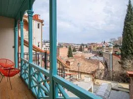 Superior Apartment In Abanotubani- By Wehost