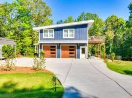 Waterfront Hartwell Apartment with Dock Access!