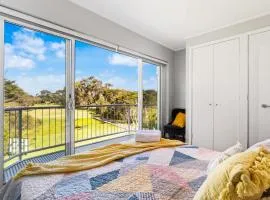 2 Bedroom Townhouse Next to Golf