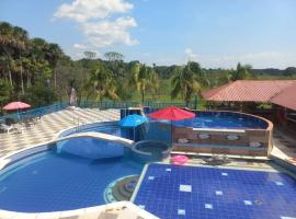 Finca la Margarita、Cumaralのホテル