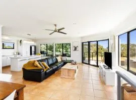 King Bed' tranquil paradise Cowes 4BR 4BTH