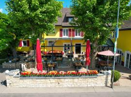 Tuniberg Restaurant Hotel, Hotel in Freiburg im Breisgau