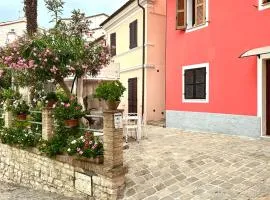 N214 - Numana delizioso bilocale in centro storico