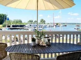 Hafenidyll 46 - exklusiv am Yachthafen mit zwei Bädern - traumhafte Sonnenuntergänge inklusive