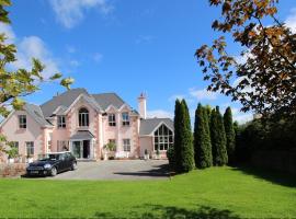 Maple Lodge, hotel a Wexford