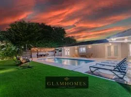 Cozy Villa by Glam Homes