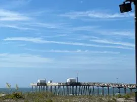 The Heart of Ocean City - Walk to beach, shopping and restaurants