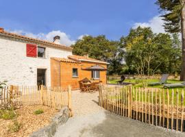 Ancien corps de ferme rénové avec jardin, terrasse et recharge EV, à 24 km de Nantes - FR-1-306-1282, ξενοδοχείο σε Saint-Colombin