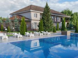 Круглогодичный отель ololoFamily, hotel i Chon-Sary-Oy