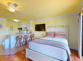 Beachfront II 202, hotel in Santa Rosa Beach
