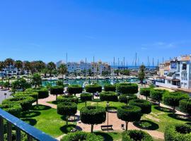 Luminoso ático en el Puerto de Almerimar, hotel di Almerimar