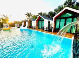 Plern-ura poolvilla cafe เพลินอุรา พูลวิลล่า คาเฟ่，Ban Don Kha的附設泳池的飯店