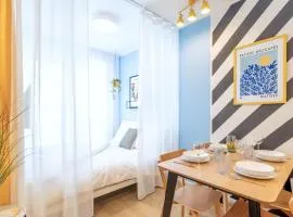 Yellow Apartment - Balcony, Free Parking, by Gravity Prague