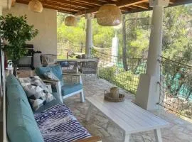 Robinsone House La Storia