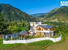 StayVista at The Oakridge Lavish 4 BHK villa in Dharamshala with Jacuzzi