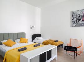 Central Apartments Lodz - 13 People - 3 Bedroom Apartment - City Center -GN56