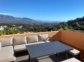 La Mairena - Sea View Property - Pool and Sports, hotel en Ojén