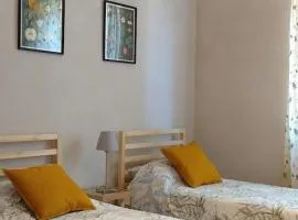 Appartamento via Gramsci - Free Gated Parking - 5 minutes from Center