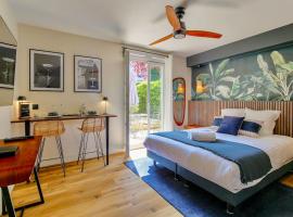 Studio chic piscine, jardin et parking, Lyon 3, Hotel in Lyon