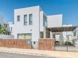 Luxurious Villa Alasia in Paralimni