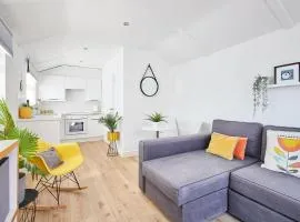 Host & Stay - Sunnyside Studio