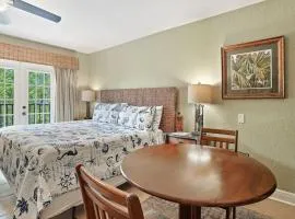 Beso Del Sol Beauty Studio Oasis in Dunedin 409