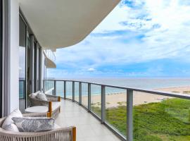 Ocean Views and Pool Access Riviera Beach Condo!, hotel v destinaci Riviera Beach