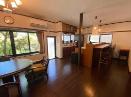 高野山 こころの寺子屋リトリートハウス -Koyasan Retreat House IKKOSHO, cabin in Koyasan