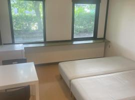 Neckelmanns BnB, Room 3, Velegnet til Håndværkere ny, hotel v destinaci Aalborg