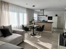 Moderne 2-Zimmer-Wohnung - Küche - Balkon - Wifi