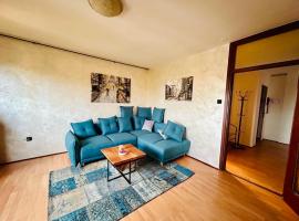 Fly by Suite - Zagreb Airport - 0-24h Self check in&out - Parking on site, hotel in Velika Gorica