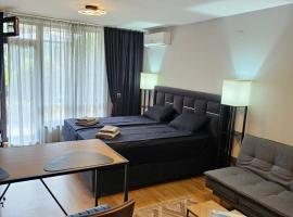 Aspen Suites Luxury Studio A006, Luxushotel in Raslog