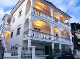 Medusa Myrina Luxury Apartments 1st Floor، مكان للإقامة في ميرينا