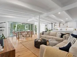 The Bay Haus - Luxury Escape so close to the Beach