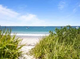 Sabia Beach House Vincentia - Family Fun - Beachfront