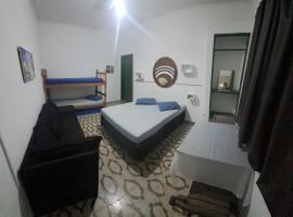 Hostel e Pousada PG - Vila Tupi, khách sạn ở Praia Grande