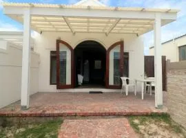 M & M Flat Arniston