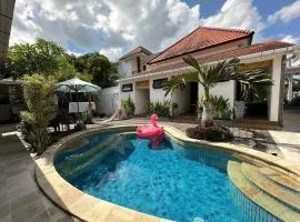 Black Pillow Villa