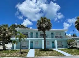 Hidden Coastal Retreat 3