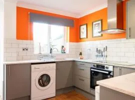 Stylish 2 BR Parking 7 mins Oxford 14 Bicester